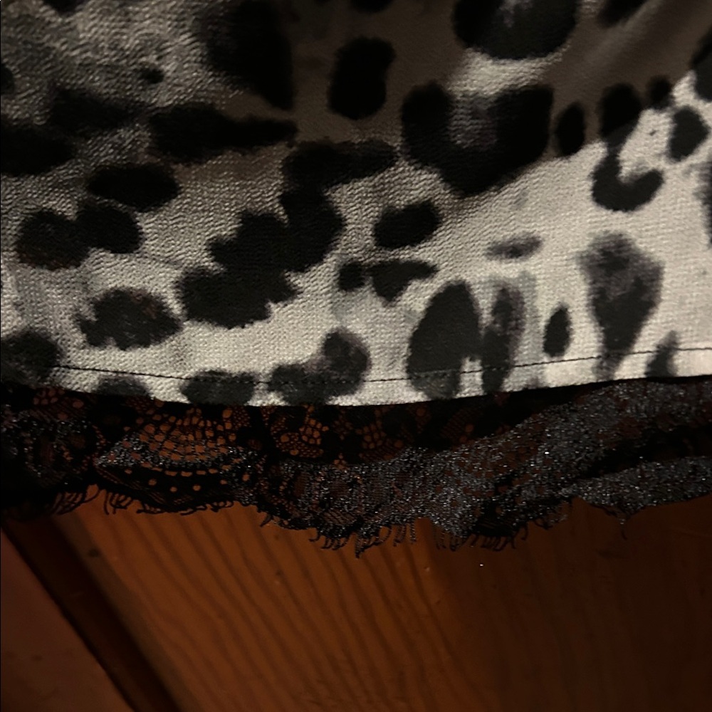 Lane Bryant Black and White Animal Print Camisole - Picture 3 of 4